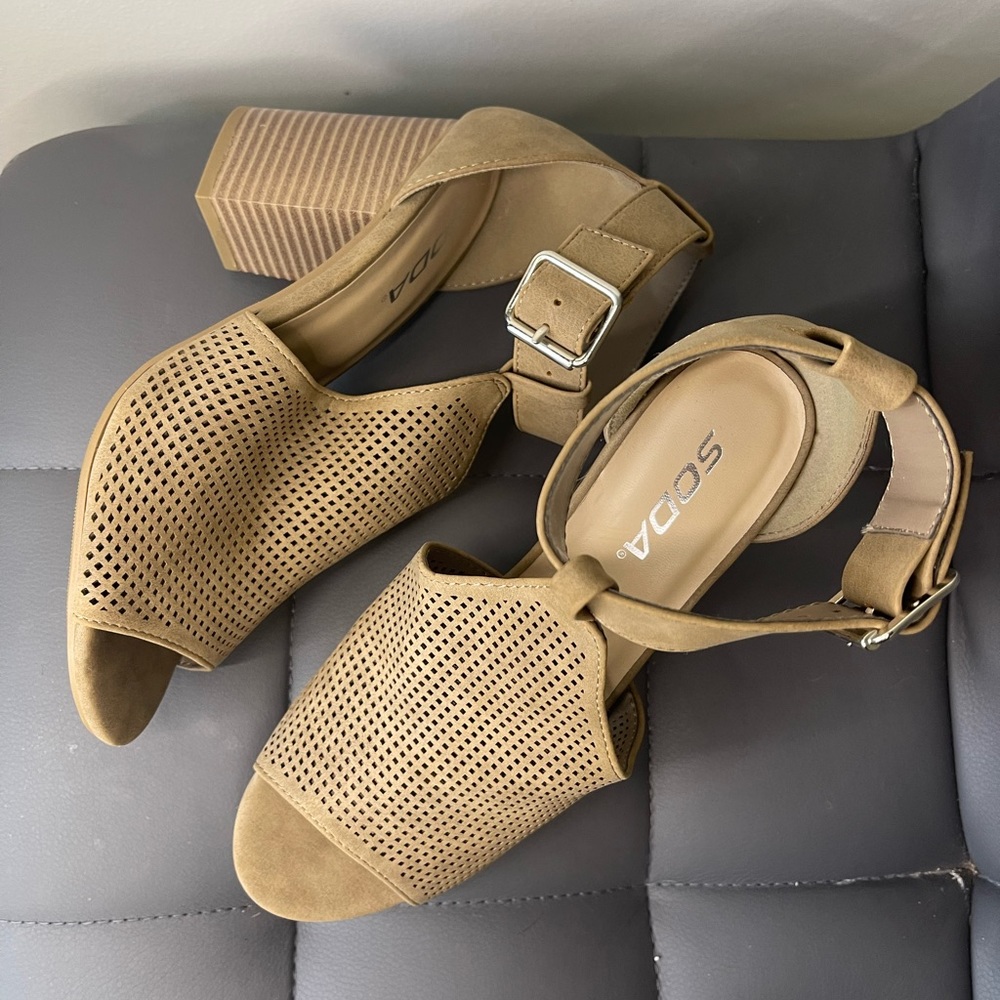 Soda Cutout Heel Sandals - Picture 1 of 5